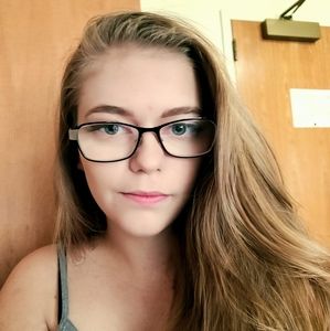 Meet your Posher, Destiney